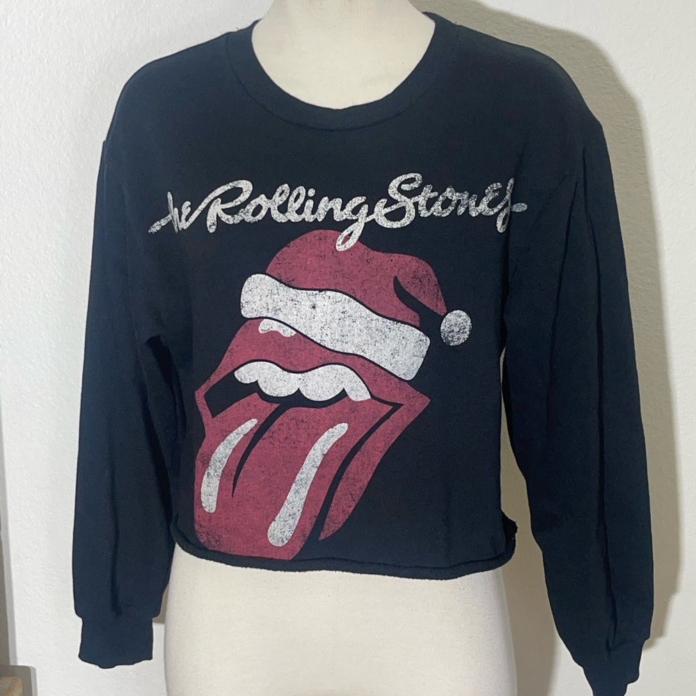 The Rolling Stones women’s cropped Christmas holiday sang hat sweatshirt small